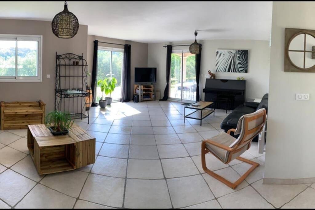 Maison spacieuse et calme près de la cité Villa Alairac Esterno foto