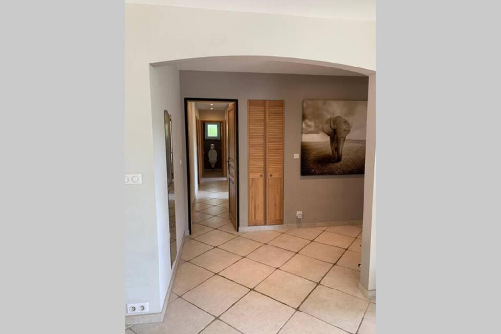 Maison spacieuse et calme près de la cité Villa Alairac Esterno foto